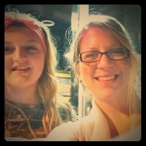 Meet your Posher, Layla